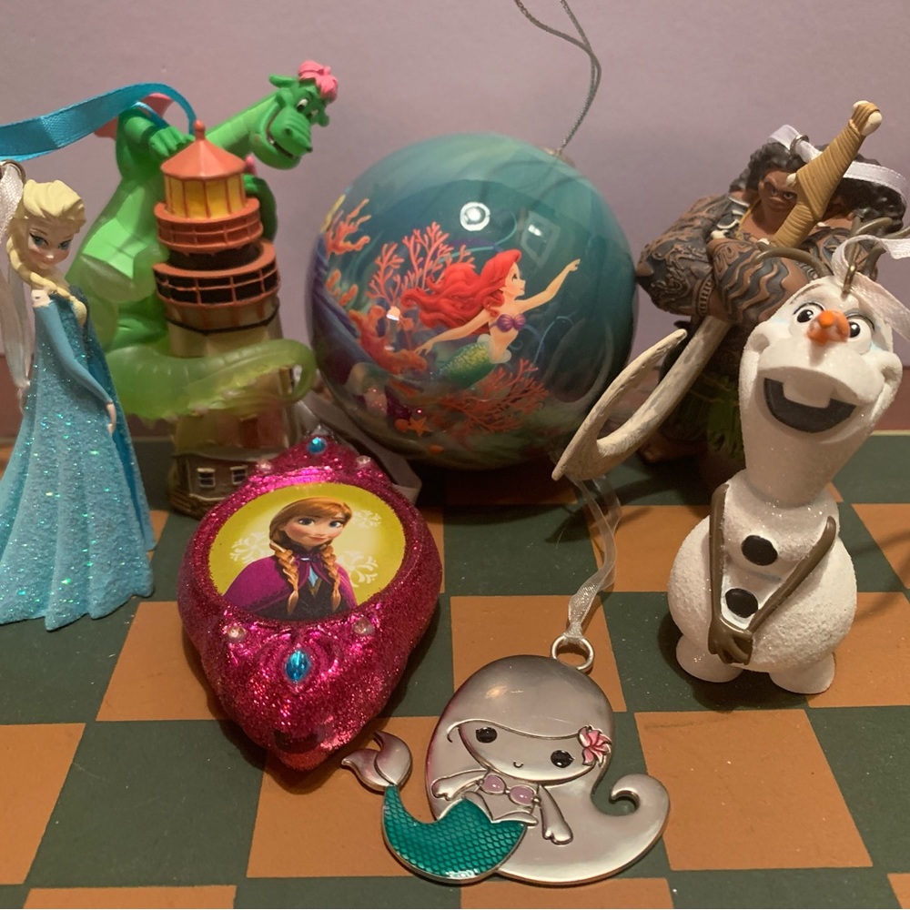 Lot of 7 Disney Ornaments of Frozen, Little Mermaid, Moana and Pete’s Dragon